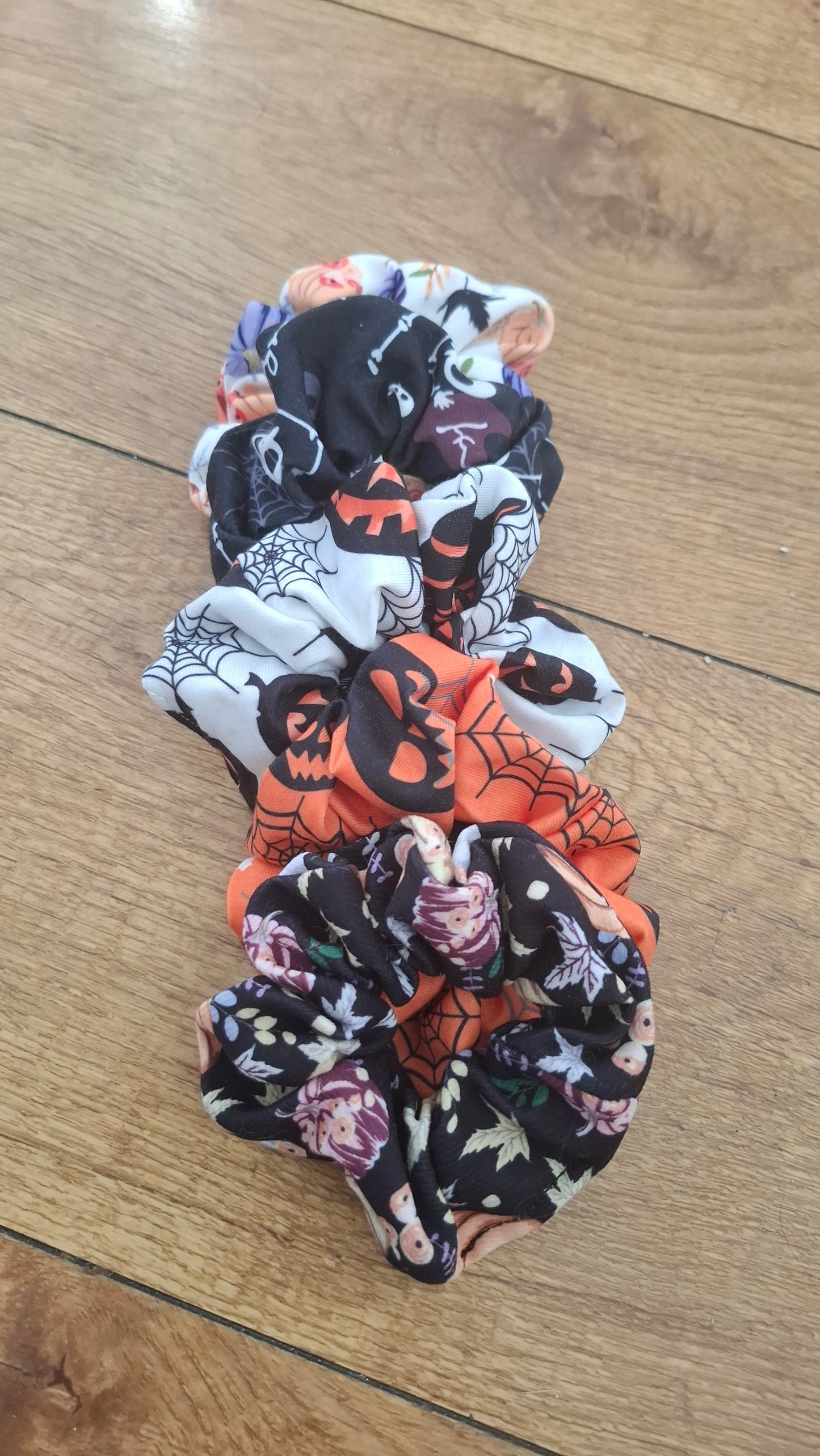 Halloween hair scrunchie/hair tie