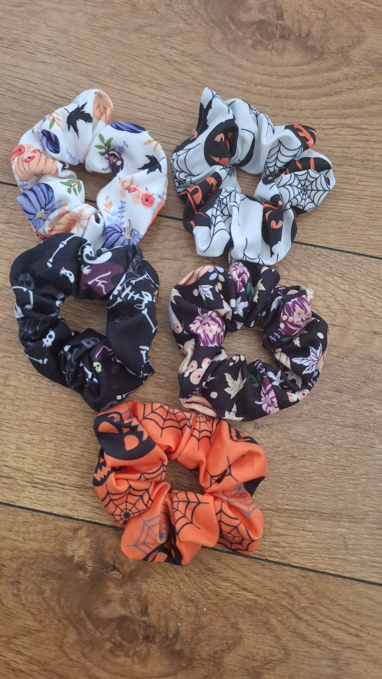 Halloween hair scrunchie/hair tie
