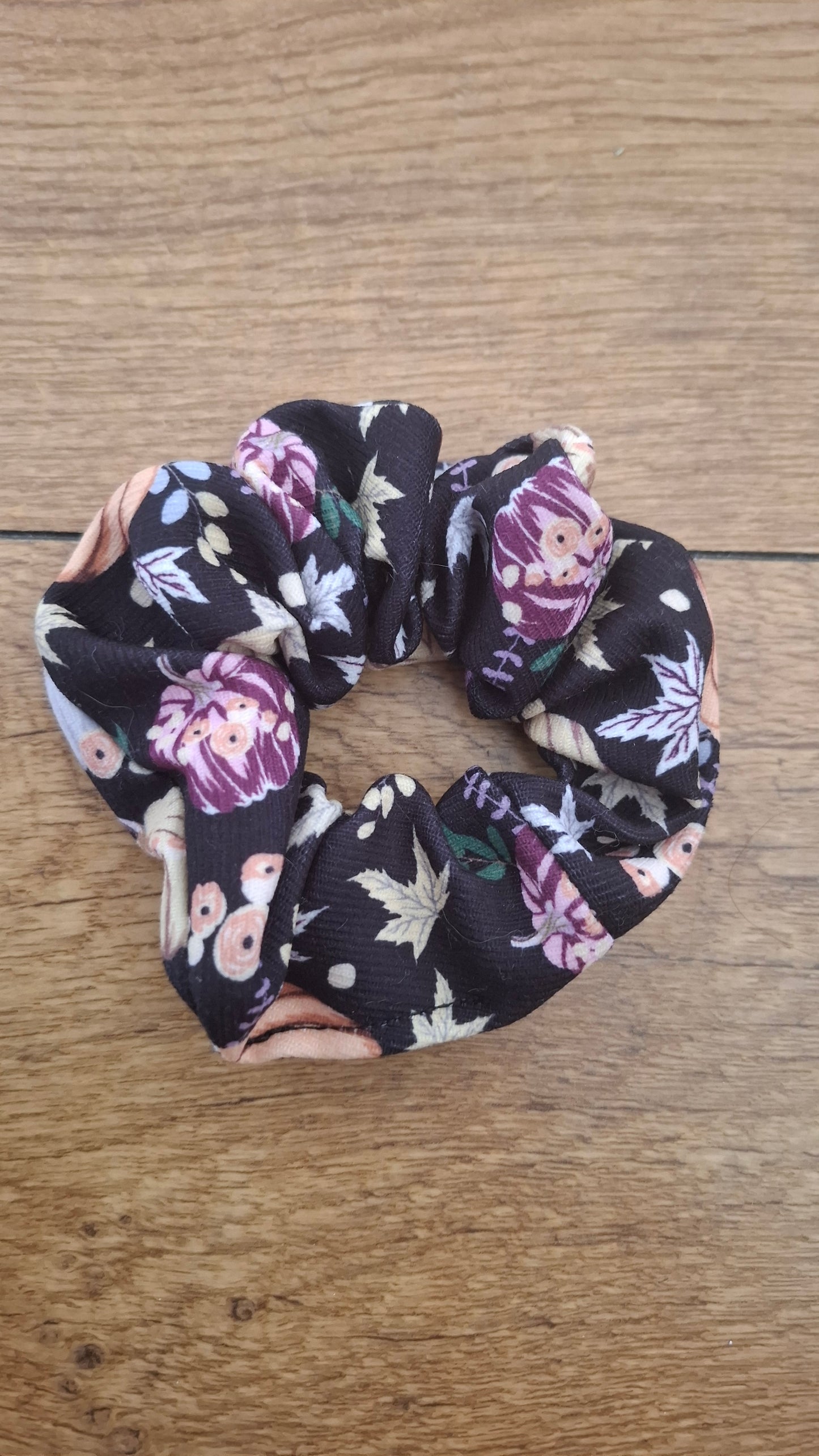 Halloween hair scrunchie/hair tie