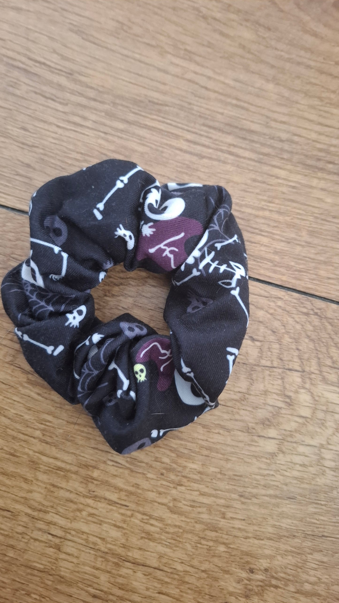 Halloween hair scrunchie/hair tie