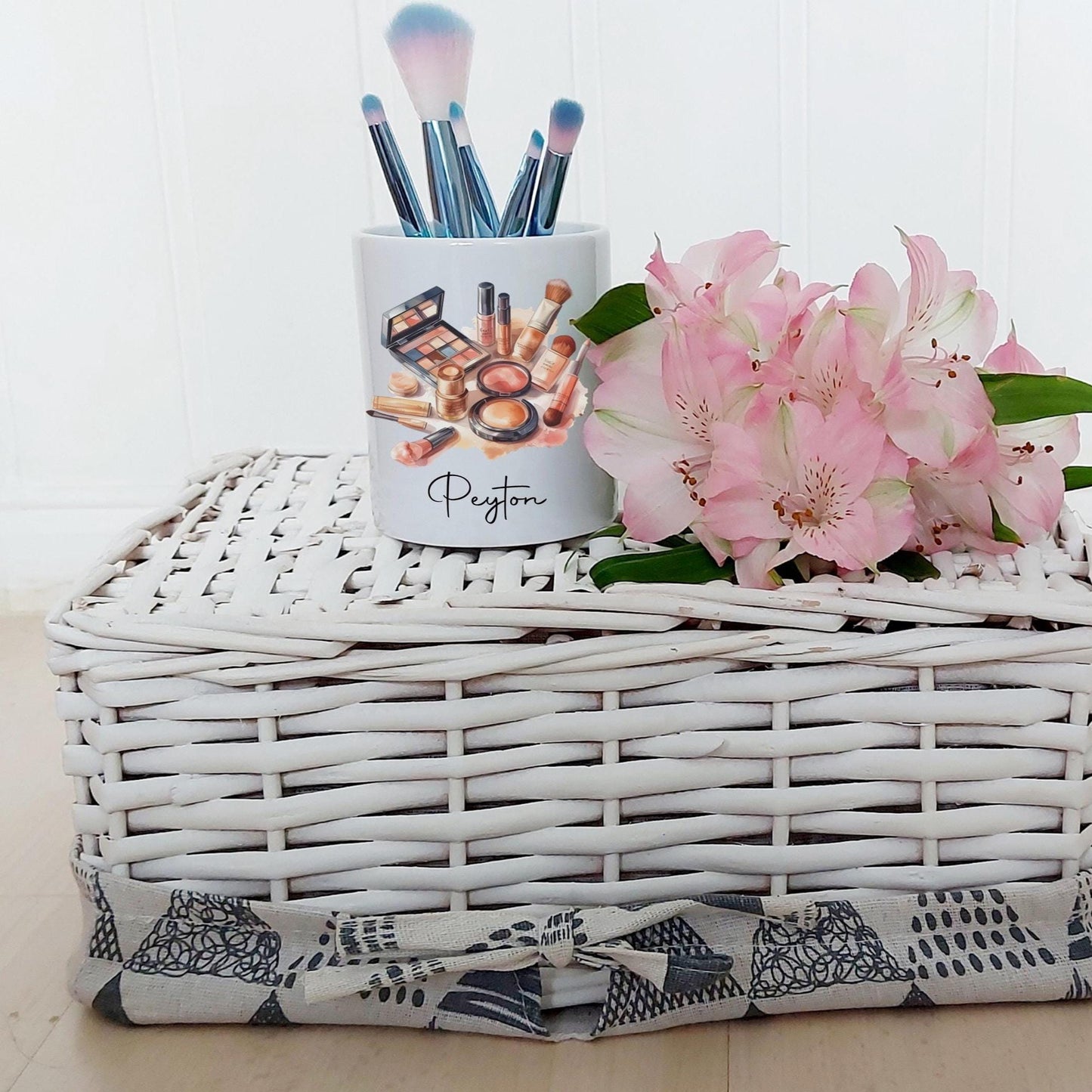 Personalised makeup brush holder, mascara holder, eye pencil storage, gift for teenage girl, dressing table storage