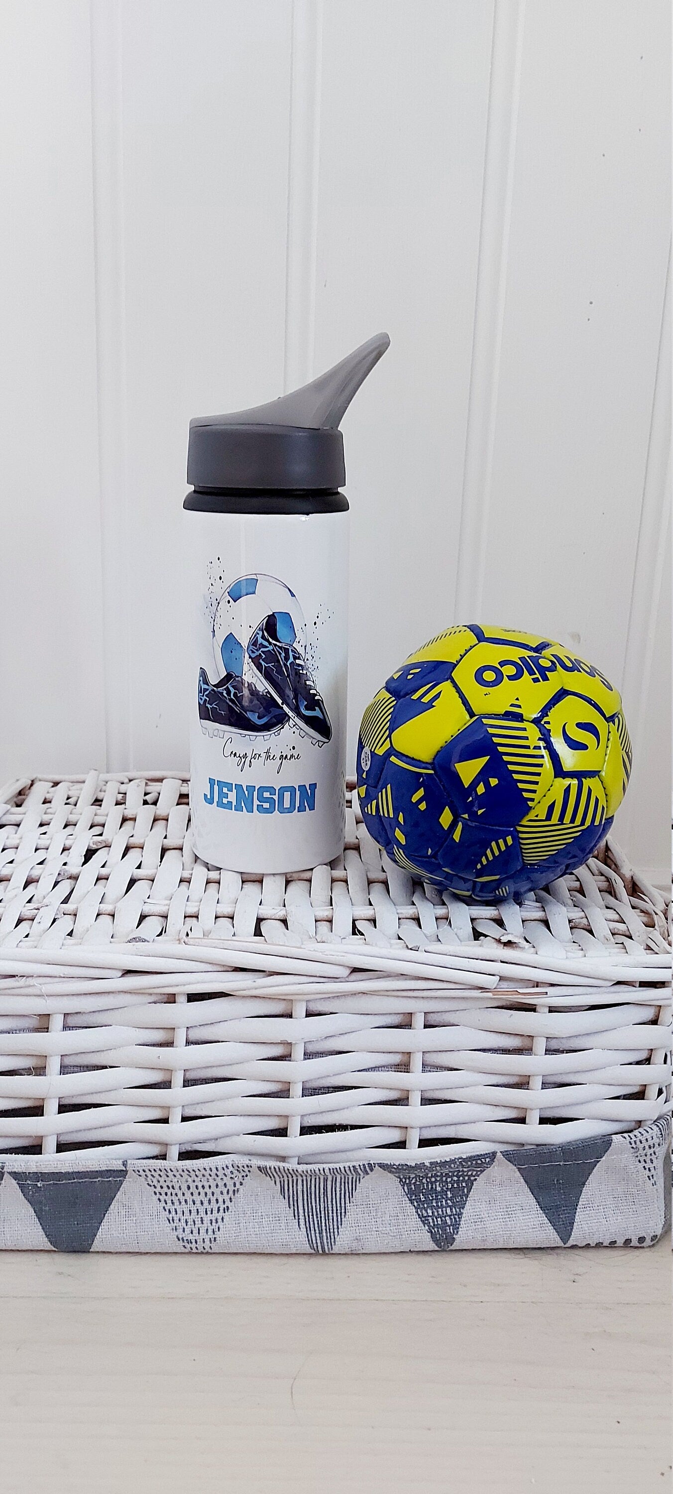Personalised football water bottle, gift for a boy, football bottle, drink bottle