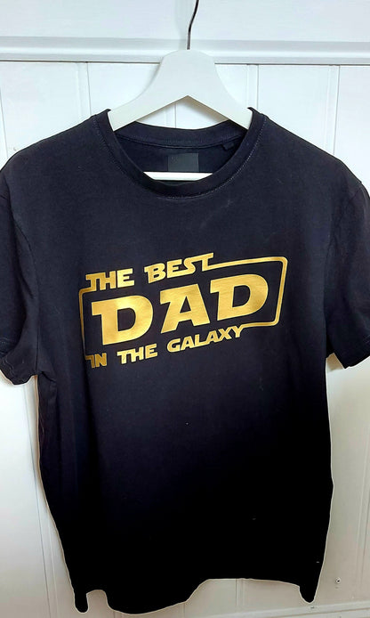 Best Dad in the Galaxy t-shirt, Men's t-shirt, Father's Day gift, Daddy t-shirt, Birthday present for Dad